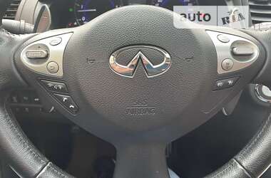 Позашляховик / Кросовер Infiniti QX70 2015 в Вінниці