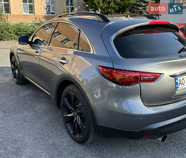 Внедорожник / Кроссовер Infiniti QX70 2015 в Мукачево