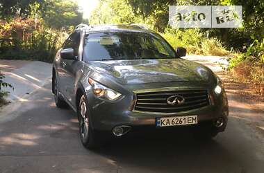 Позашляховик / Кросовер Infiniti QX70 2015 в Києві