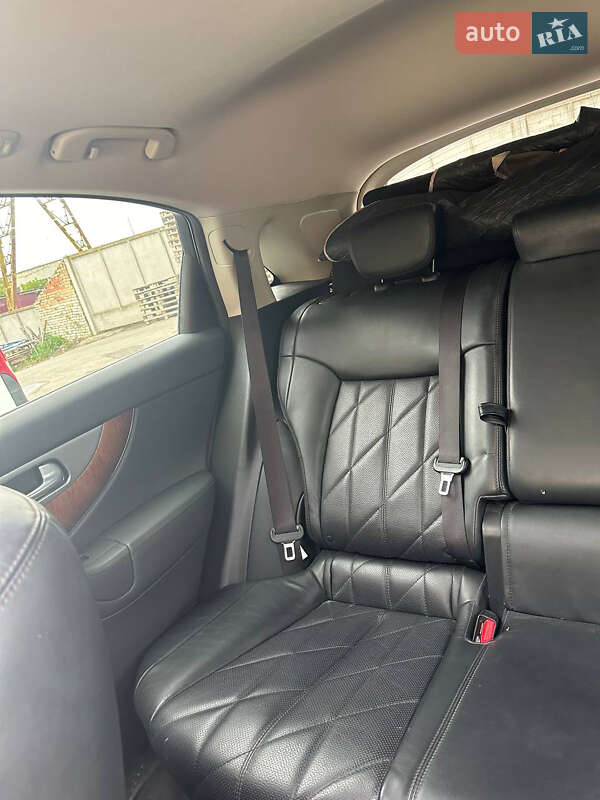 Внедорожник / Кроссовер Infiniti QX70 2015 в Львове
