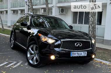 Позашляховик / Кросовер Infiniti QX70 2013 в Одесі