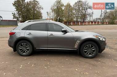 Внедорожник / Кроссовер Infiniti QX70 2014 в Коростене