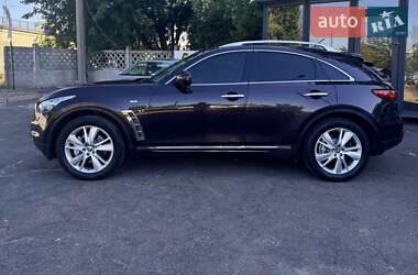 Внедорожник / Кроссовер Infiniti QX70 2013 в Черкассах