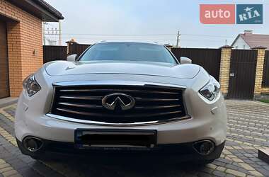 Внедорожник / Кроссовер Infiniti QX70 2014 в Киеве