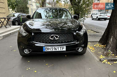 Внедорожник / Кроссовер Infiniti QX70 2016 в Одессе