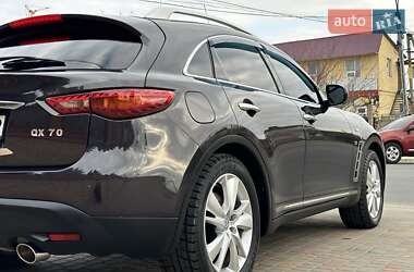 Позашляховик / Кросовер Infiniti QX70 2014 в Одесі