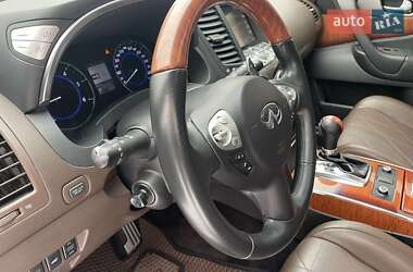 Внедорожник / Кроссовер Infiniti QX70 2015 в Виннице