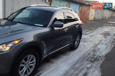 Внедорожник / Кроссовер Infiniti QX70 2015 в Киеве