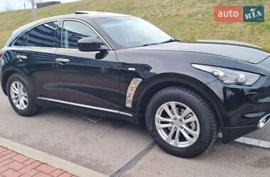 Седан Infiniti QX70 2013 в Києві