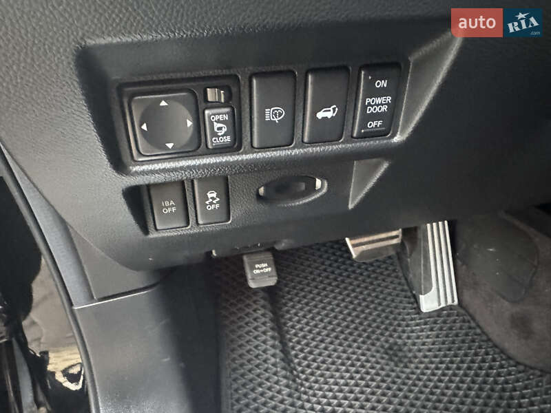 Внедорожник / Кроссовер Infiniti QX70 2013 в Одессе