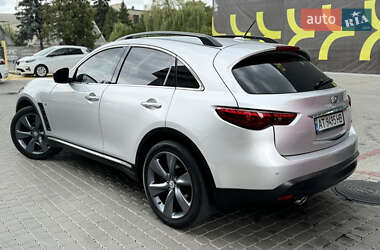 Позашляховик / Кросовер Infiniti QX70 2013 в Івано-Франківську