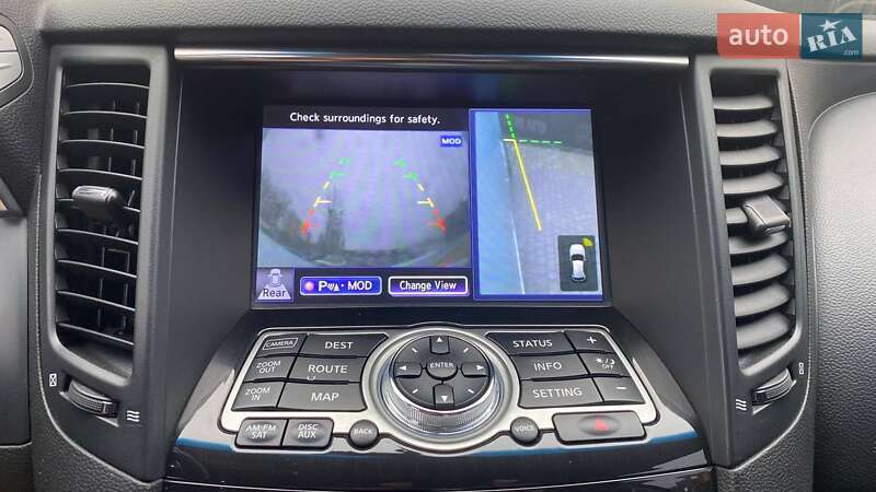 Внедорожник / Кроссовер Infiniti QX70 2014 в Виннице