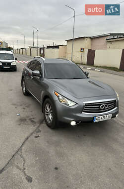 Внедорожник / Кроссовер Infiniti QX70 2016 в Харькове