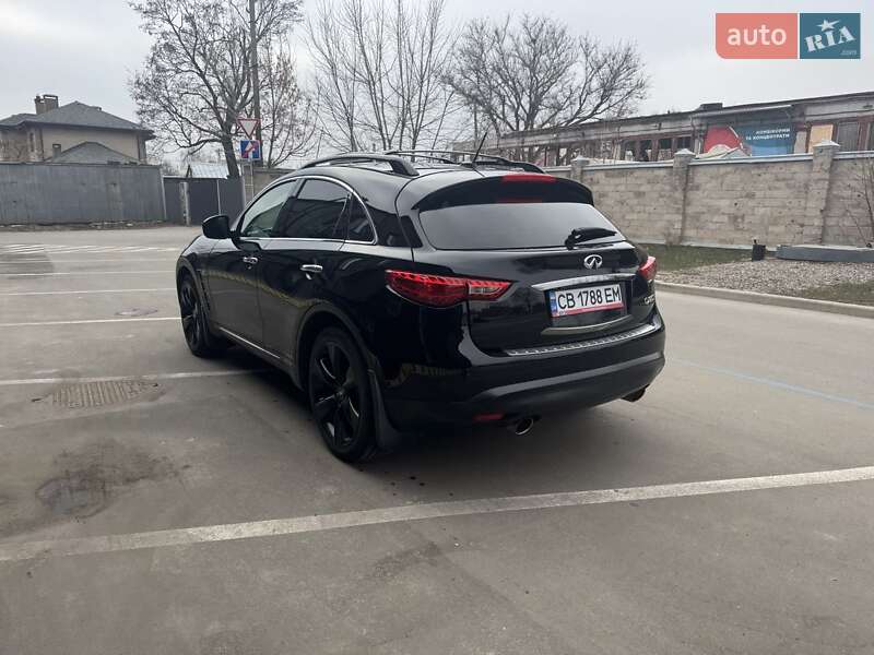 Внедорожник / Кроссовер Infiniti QX70 2017 в Чернигове