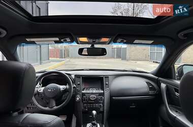 Внедорожник / Кроссовер Infiniti QX70 2017 в 