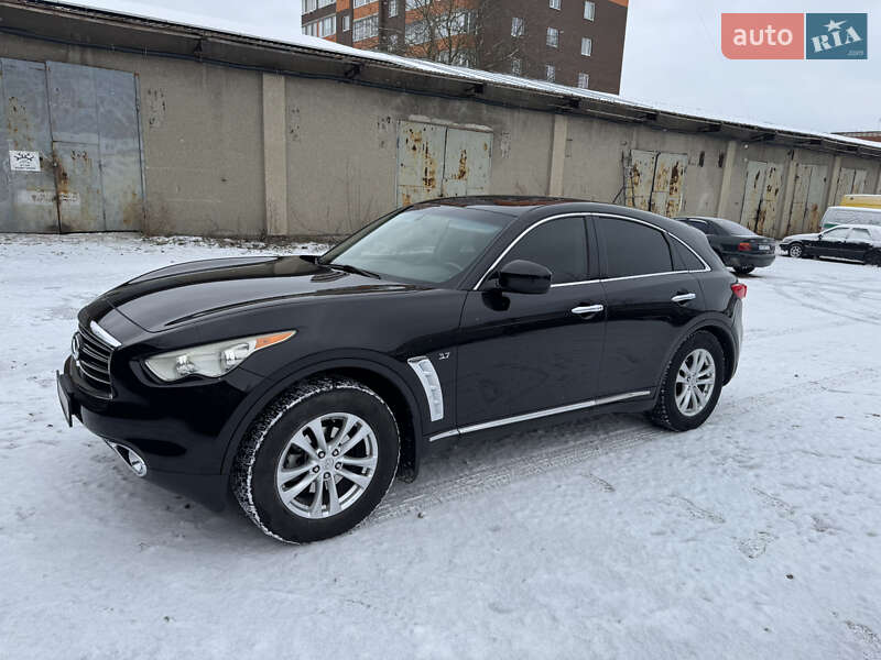 Позашляховик / Кросовер Infiniti QX70 2013 в Підволочиську