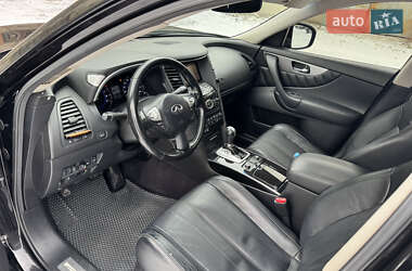 Позашляховик / Кросовер Infiniti QX70 2013 в Підволочиську