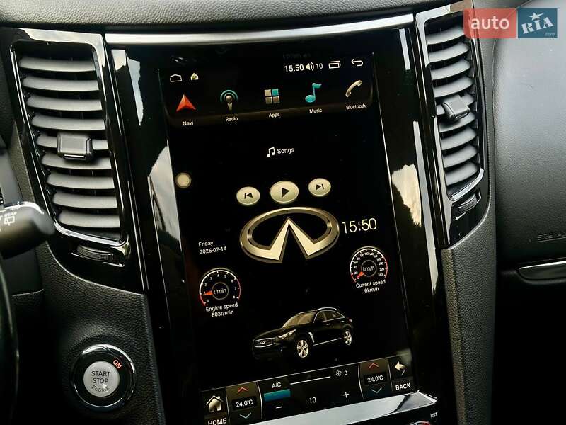 Внедорожник / Кроссовер Infiniti QX70 2015 в Одессе