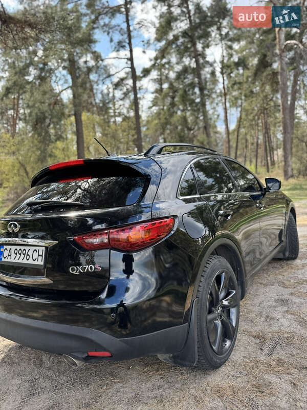Внедорожник / Кроссовер Infiniti QX70 2016 в Черкассах