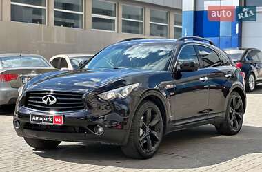 Внедорожник / Кроссовер Infiniti QX70 2015 в 