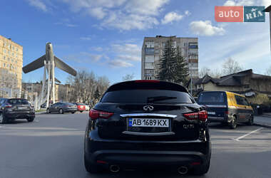 Позашляховик / Кросовер Infiniti QX70 2017 в 