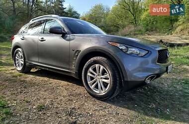 Позашляховик / Кросовер Infiniti QX70 2015 в Києві
