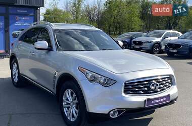 Внедорожник / Кроссовер Infiniti QX70 2015 в 