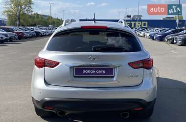 Внедорожник / Кроссовер Infiniti QX70 2015 в 