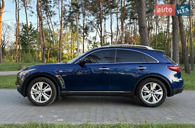 Внедорожник / Кроссовер Infiniti QX70 2014 в 