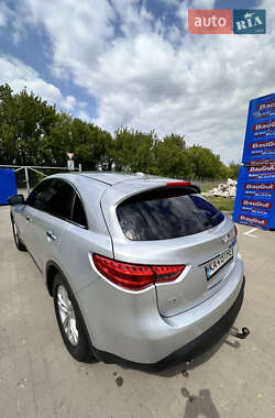 Внедорожник / Кроссовер Infiniti QX70 2016 в 