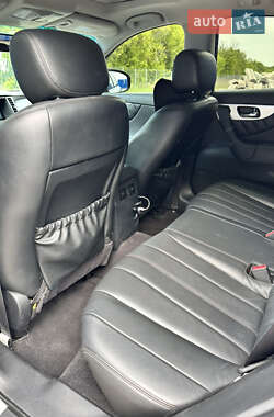 Внедорожник / Кроссовер Infiniti QX70 2016 в 