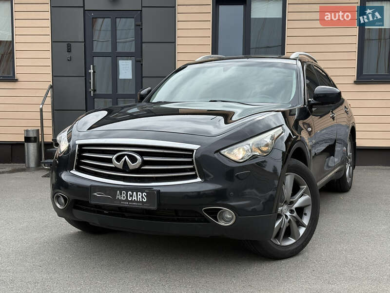 Infiniti QX70 2013