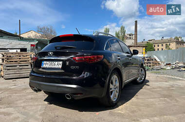 Позашляховик / Кросовер Infiniti QX70 2015 в 