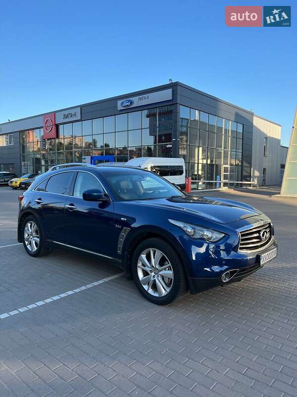 Внедорожник / Кроссовер Infiniti QX70 2013 в Хмельницком