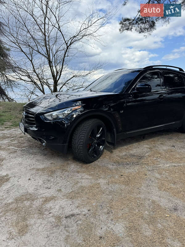 Внедорожник / Кроссовер Infiniti QX70 2016 в Черкассах фото 6 Внедорожник / Кроссовер Infiniti QX70 2016 в Черкассах