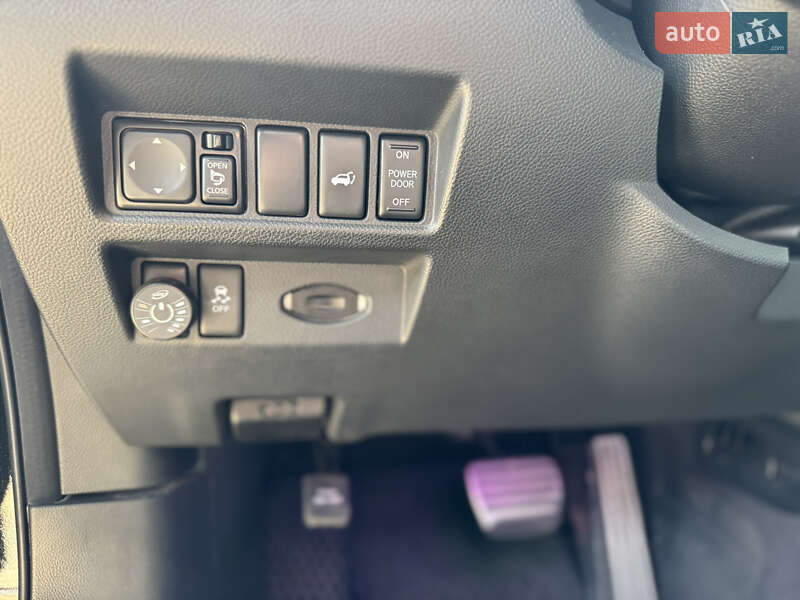 Внедорожник / Кроссовер Infiniti QX70 2016 в Черкассах фото 16 Внедорожник / Кроссовер Infiniti QX70 2016 в Черкассах