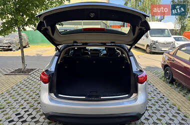 Внедорожник / Кроссовер Infiniti QX70 2014 в 
