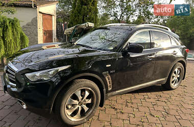 Внедорожник / Кроссовер Infiniti QX70 2015 в Черкассах