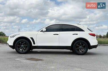 Внедорожник / Кроссовер Infiniti QX70 2016 в 