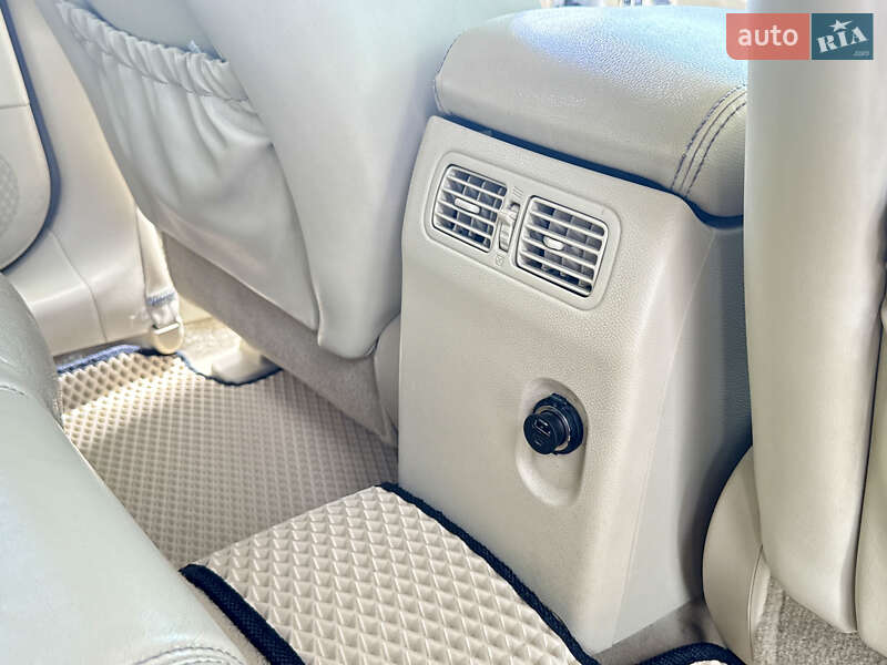 Внедорожник / Кроссовер Infiniti QX70 2016 в Виннице