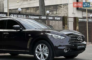 Позашляховик / Кросовер Infiniti QX70 2013 в 