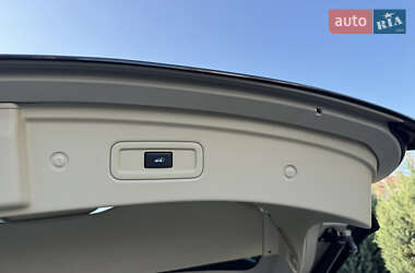 Позашляховик / Кросовер Infiniti QX70 2013 в 
