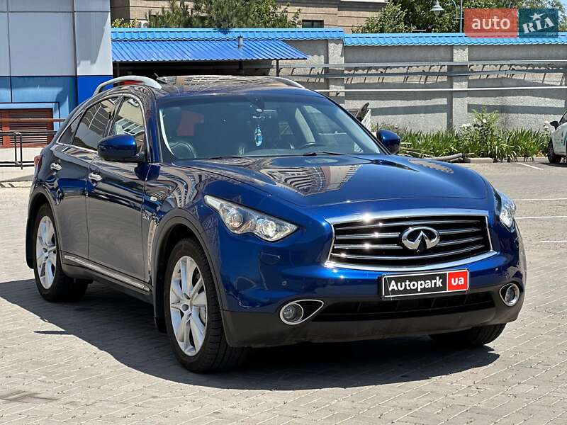 Позашляховик / Кросовер Infiniti QX70 2016 в Одесі