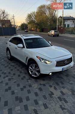 Внедорожник / Кроссовер Infiniti QX70 2013 в Киеве
