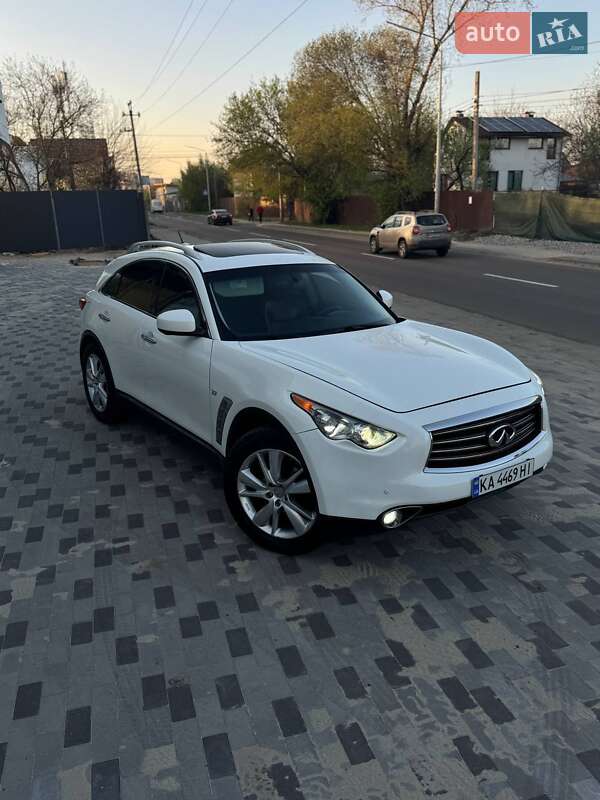 Внедорожник / Кроссовер Infiniti QX70 2013 в Киеве