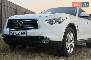 Внедорожник / Кроссовер Infiniti QX70 2013 в 