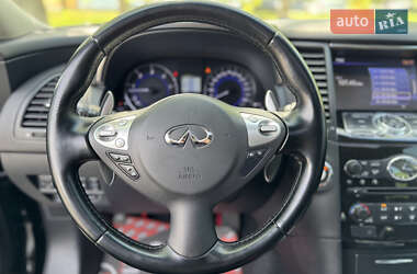 Внедорожник / Кроссовер Infiniti QX70 2015 в 