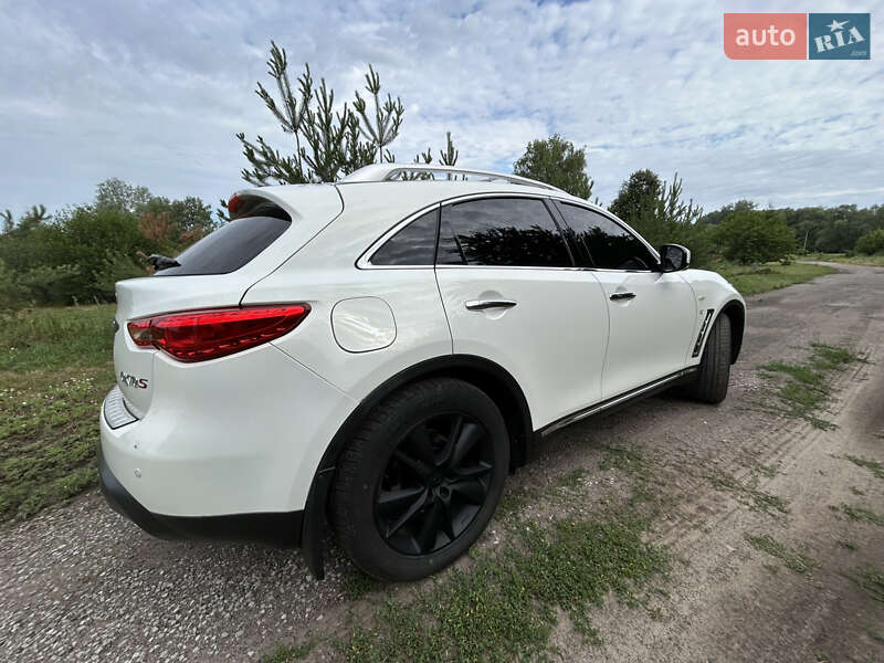 Внедорожник / Кроссовер Infiniti QX70 2014 в Полтаве фото 7 Внедорожник / Кроссовер Infiniti QX70 2014 в Полтаве
