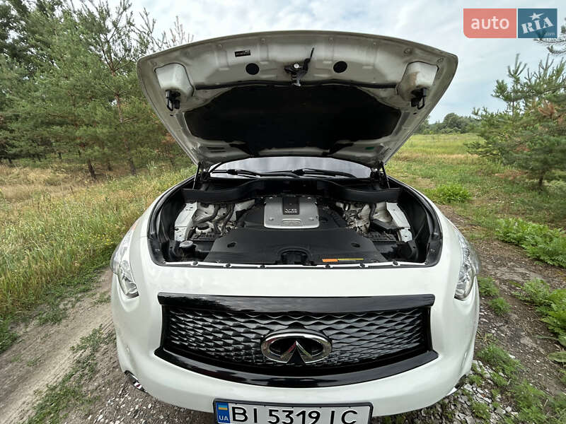 Внедорожник / Кроссовер Infiniti QX70 2014 в Полтаве фото 10 Внедорожник / Кроссовер Infiniti QX70 2014 в Полтаве