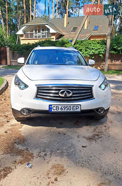 Внедорожник / Кроссовер Infiniti QX70 2014 в Чернигове